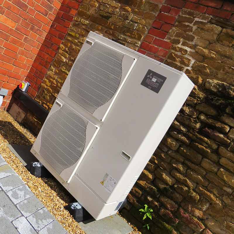 air source heat pump leicestershire 1